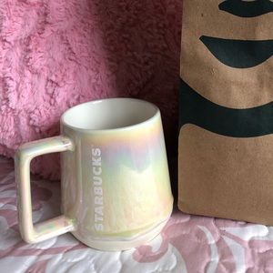 ⭐️❗️ SALE ❗️Starbucks Holiday 2019 Mug , NWT